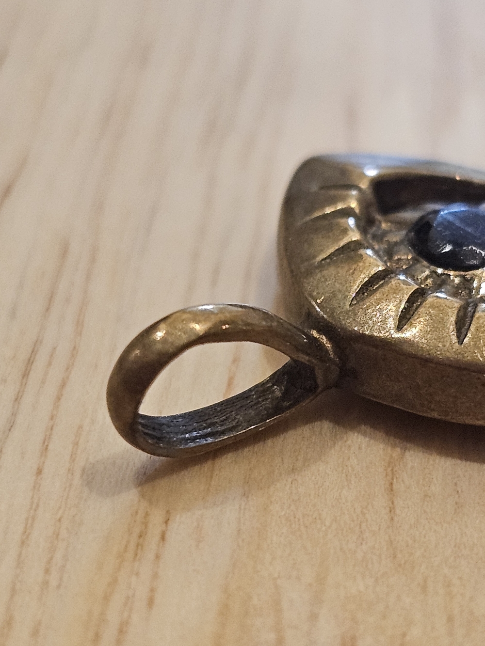 Gorgeous solid brass Third Eye / All-Seeing Eye protective talisman pendant - Picture 5 of 9